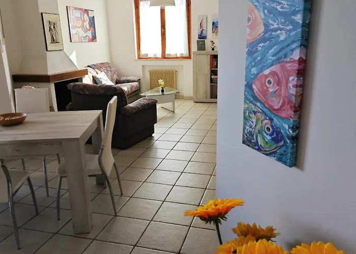 Apartment R41 - Numana: Trilocale Con Due Doppie *