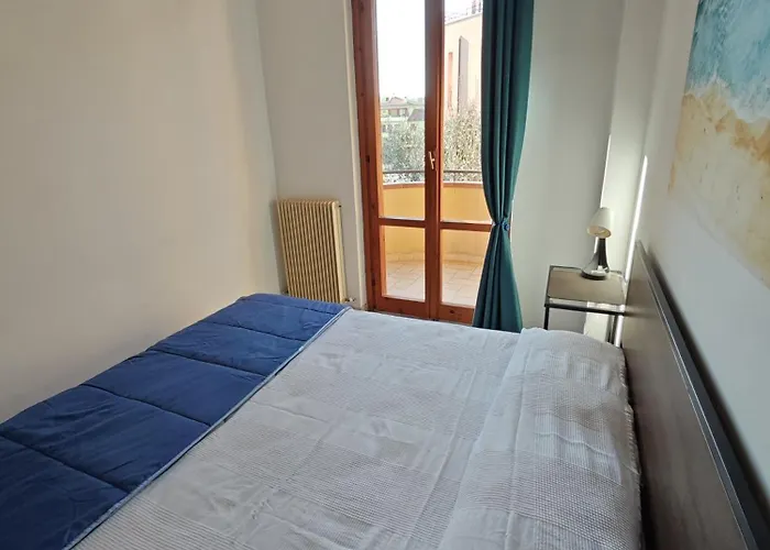 R41 - Numana: Trilocale Con Due Doppie