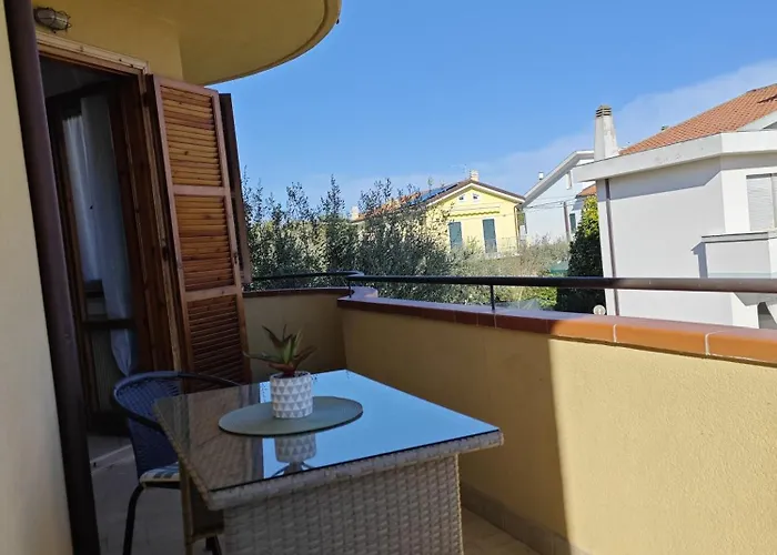 R41 - Numana: Trilocale Con Due Doppie Apartment Rom