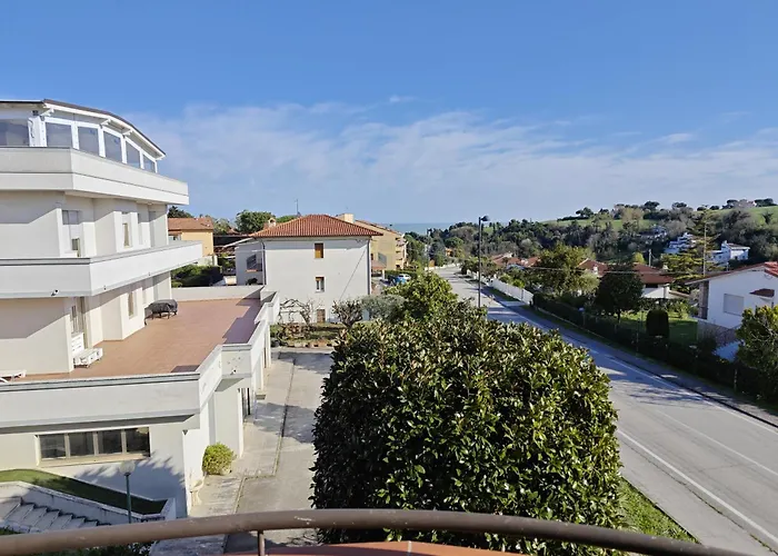 R41 - Numana: Trilocale Con Due Doppie Apartment Rom